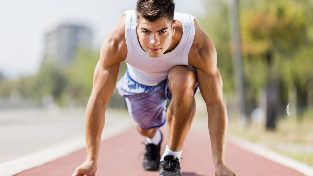 sprintas arba bėgimas riebalų deginimui