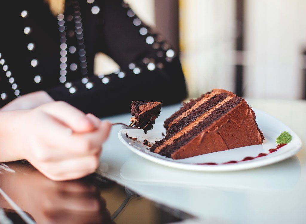 valgykite savo pyragą ir taip pat meskite svorį prarasti rankos ir viršutinės nugaros riebalus